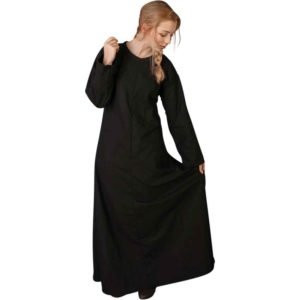 Alina Underdress