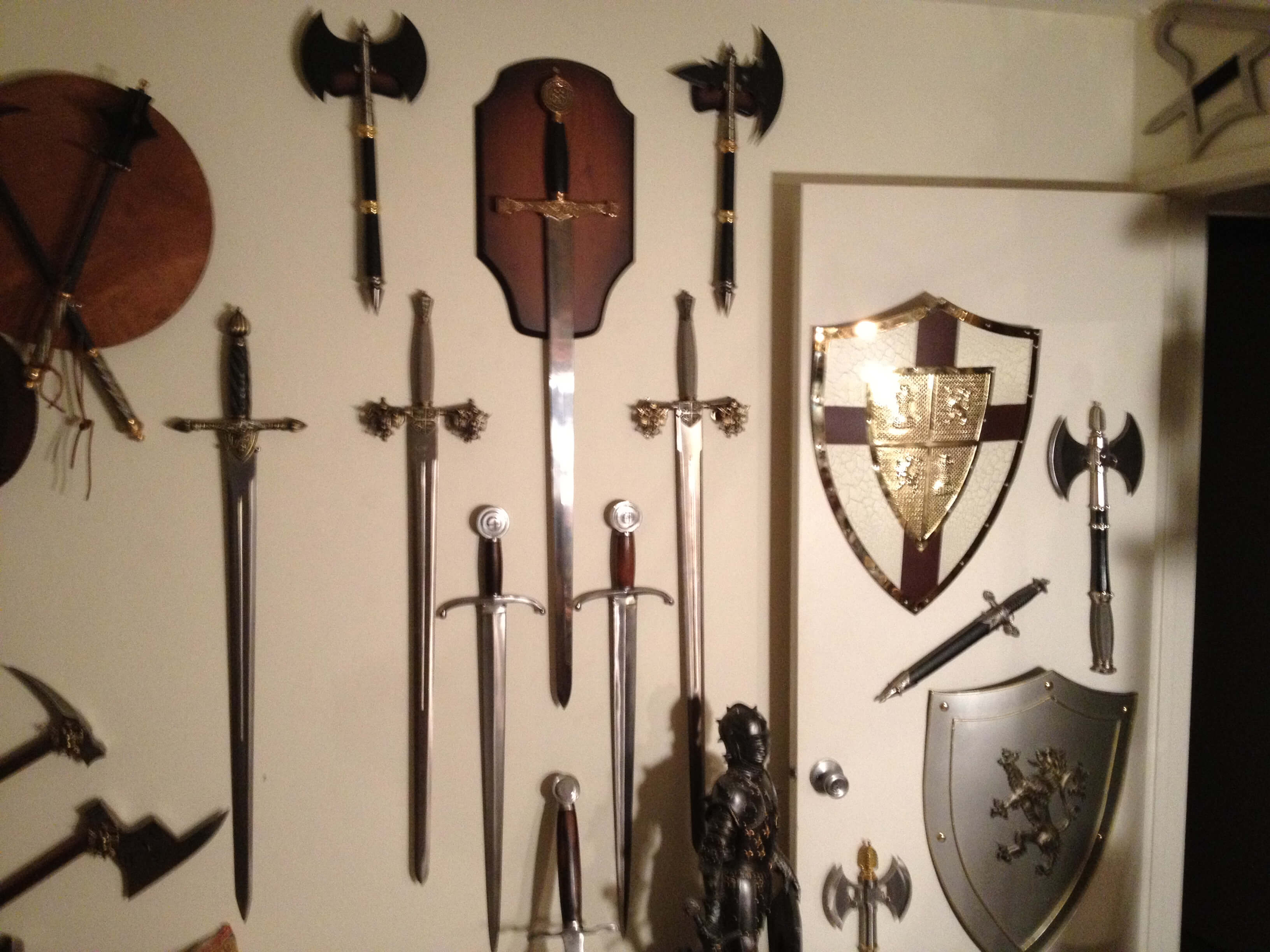 medieval collectibles returns medieval collectibles returns
