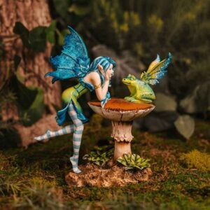 Frog Gossip Fairy Statue
