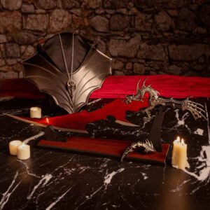 Blood Red Blade Dragon Dagger