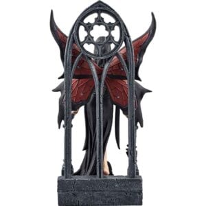 Aracnafaria Statue