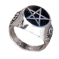 Roseus Pentagram Ring