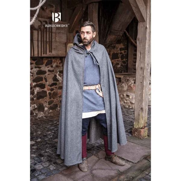 Hibernus Medieval Hooded Cloak