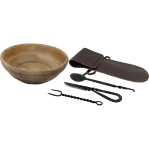 Medieval Plates & Cutlery