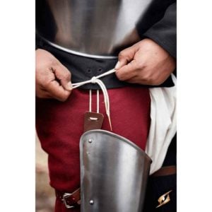 Soldiers Leg Armor - Polished Steel