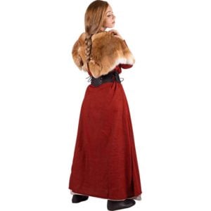 Maren Medieval Maiden Outfit