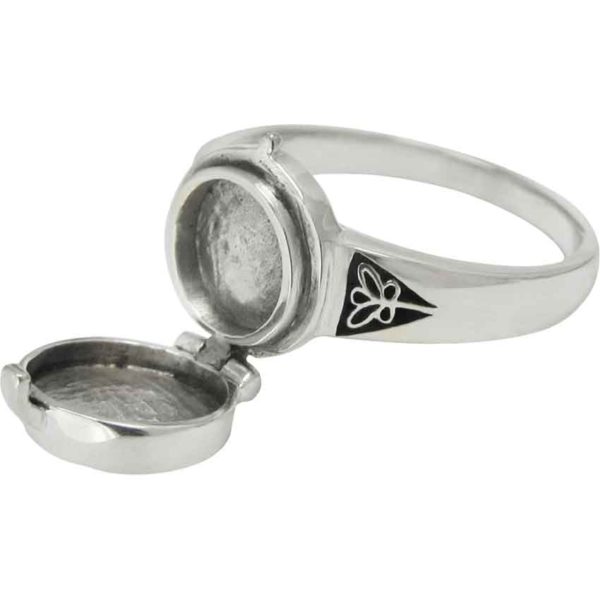 Sterling Silver Tree Pentacle Poison Ring
