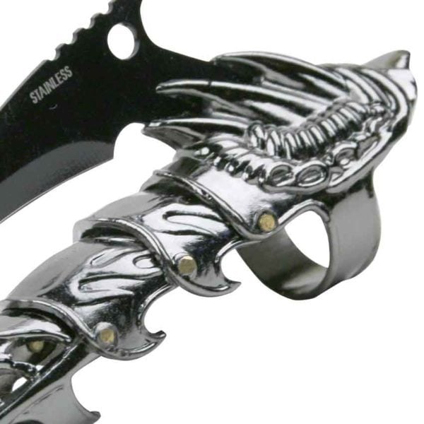 Black Bladed Finger Armor