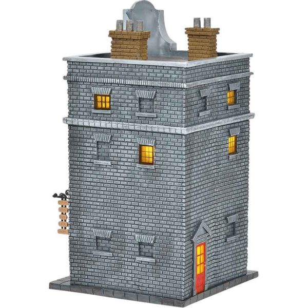 Weasleys Wizard Wheezes - Harry Potter Village by Department 56