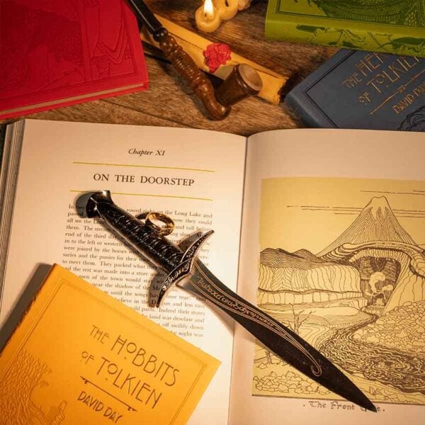 Elven Fantasy Dagger with Scabbard