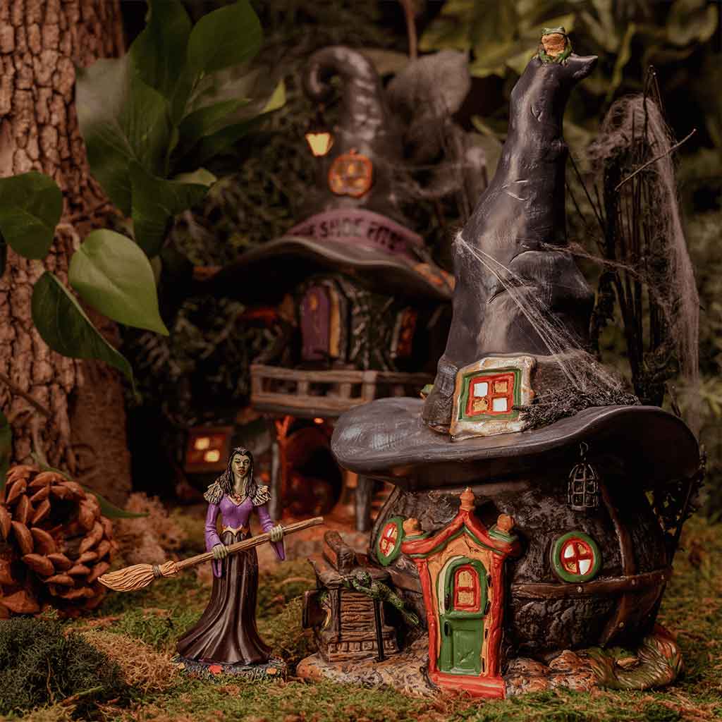 Toads and Frogs Witchcraft Haunt - Halloween Village by Department 56