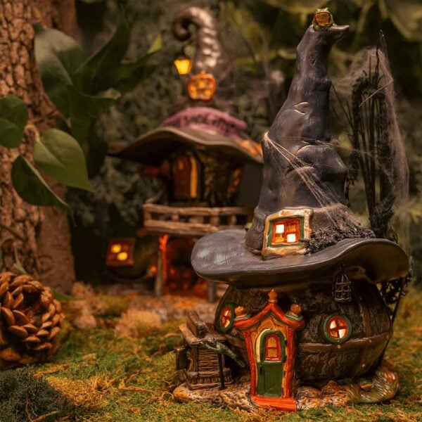 Toads and Frogs Witchcraft Haunt - Halloween Village by Department 56