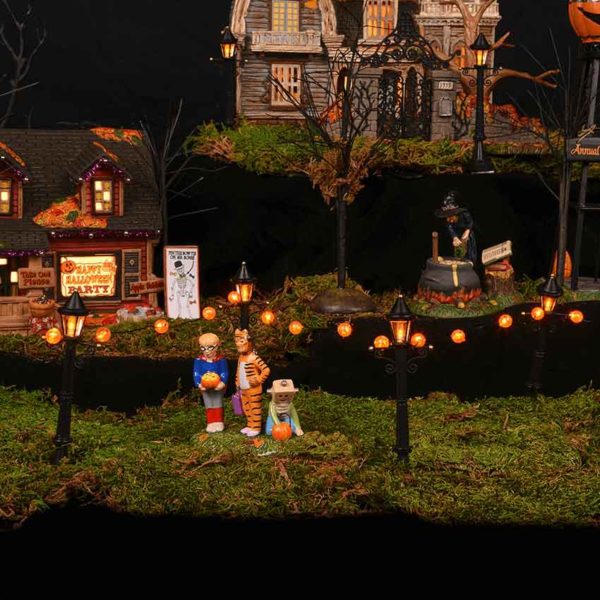 String of Lit Pumpkins - Halloween Village Lights by Department 56