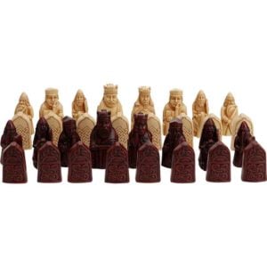 Isle Of Lewis Style Chess Set With Board