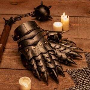 Clawed Leather Gauntlets