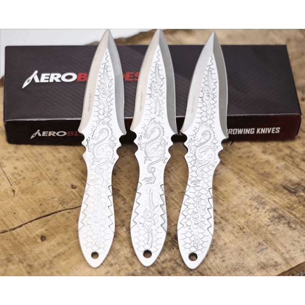 Set of 3 Silver Dragon Scale Throwing Knives