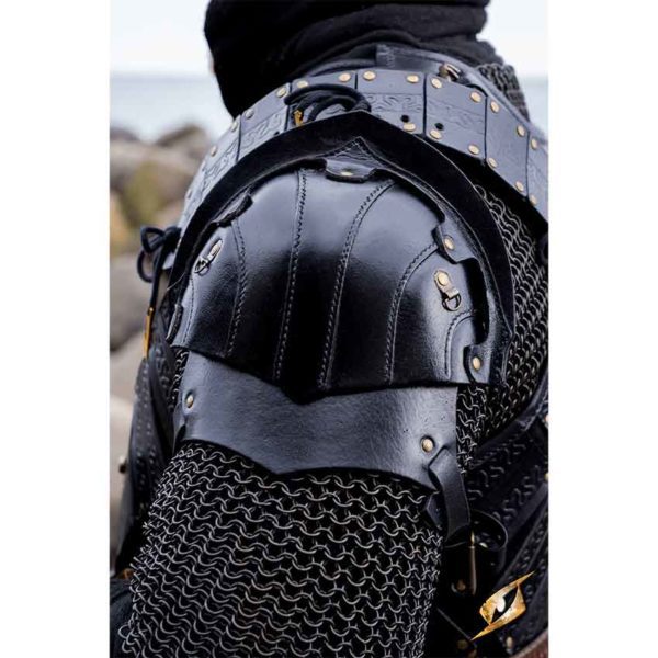 Woodsman Leather Shoulder Armour