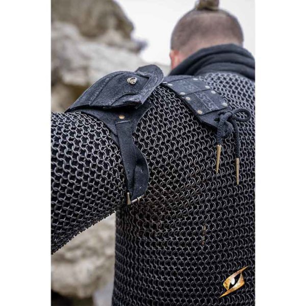 Woodsman Suede Shoulder Armour