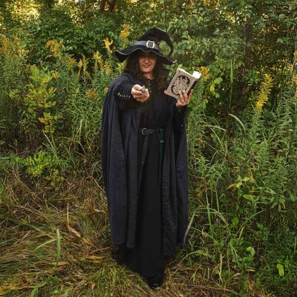 Womens Medieval Witch Outfit