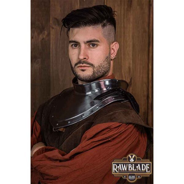 Castillo Steel Gorget
