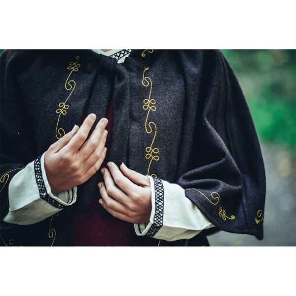 Runa Embroidered Medieval Hood - Black