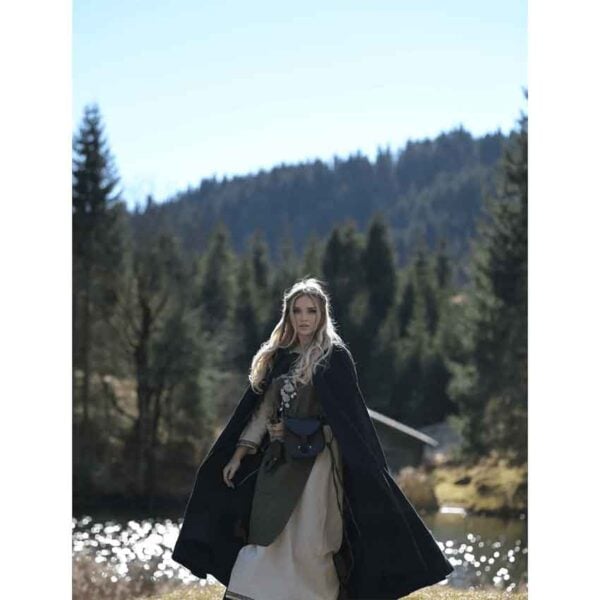 Elinor Classic Medieval Cloak - Black