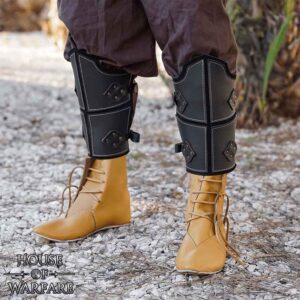 Jittu Jan Leather Greaves - Black