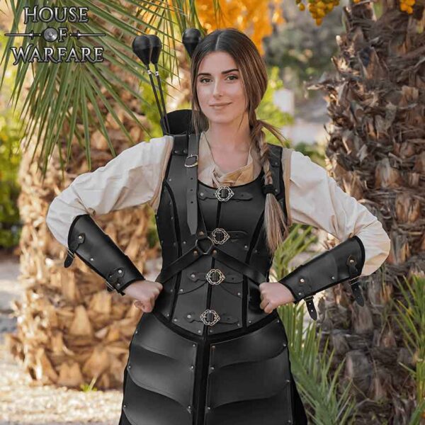 Battle Archeress Leather Bracers - Black