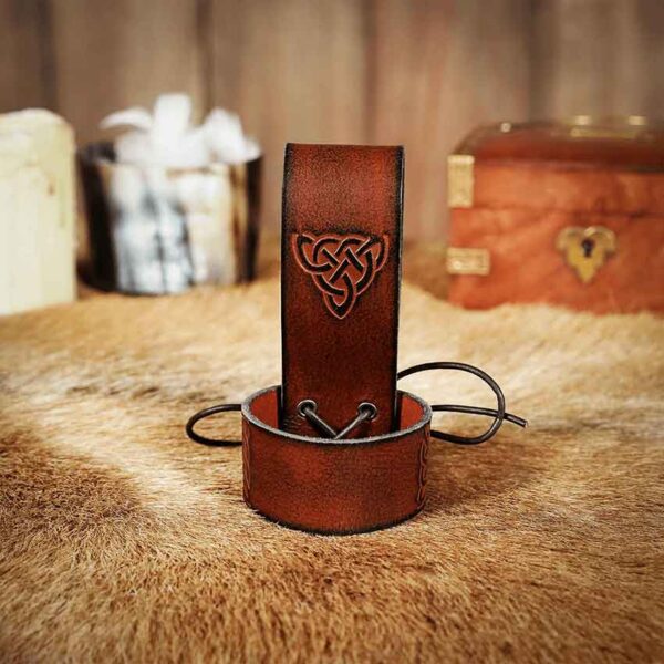 Brigid Celtic Drinking Horn Holder - Brown