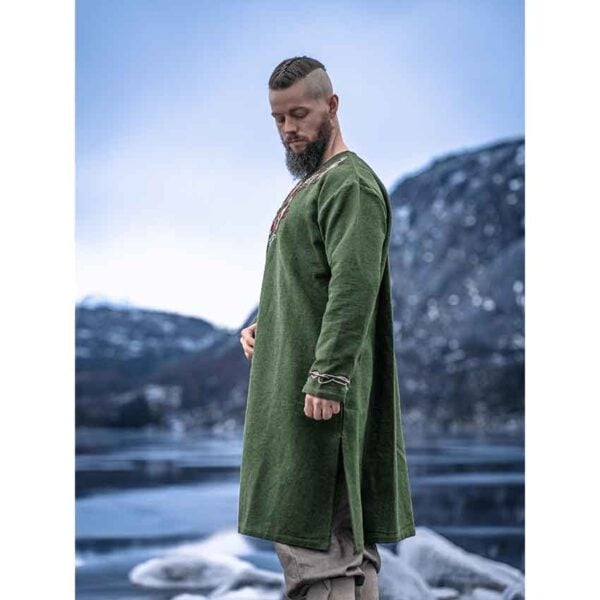 Snorri Urnes Embroidered Viking Tunic - Green