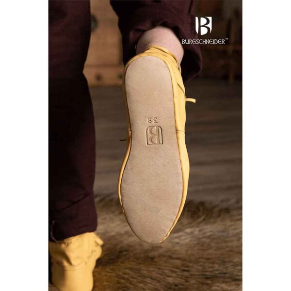 Colin Medieval Shoes