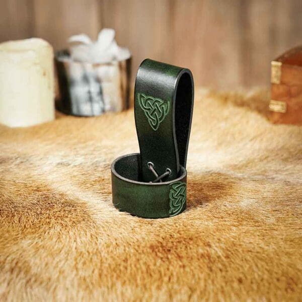 Brigid Celtic Drinking Horn Holder - Green