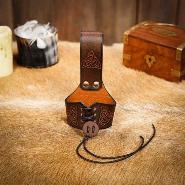Celtic Leather Drinking Horn Holder - Brown