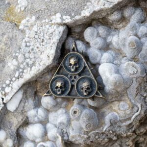 Nurgle Triangle Necklace