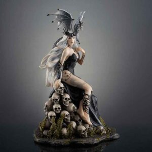 Mad Queen Gothic Statue