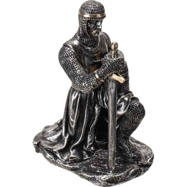 Kneeling Medieval Templar Statue