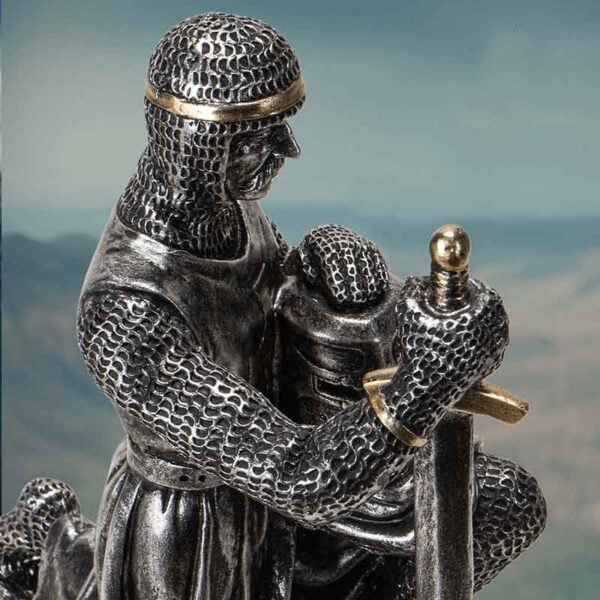Kneeling Medieval Templar Statue