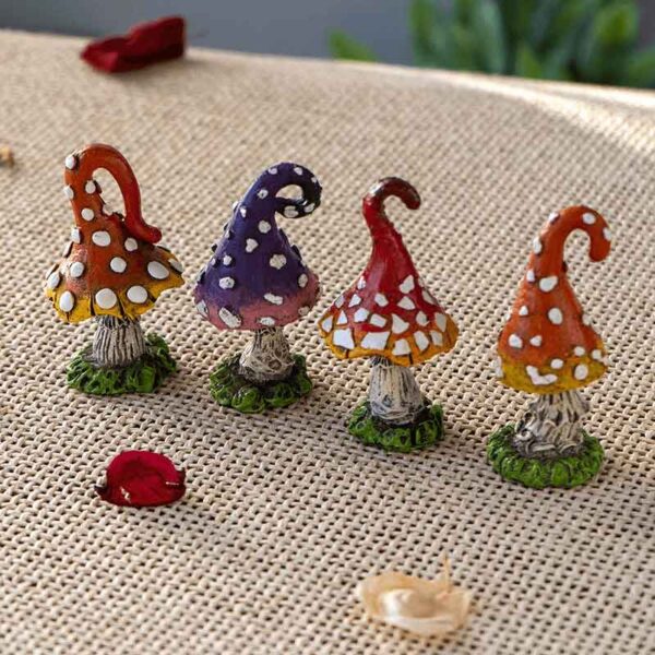 Mini Fairyland Mushrooms - Set of 4