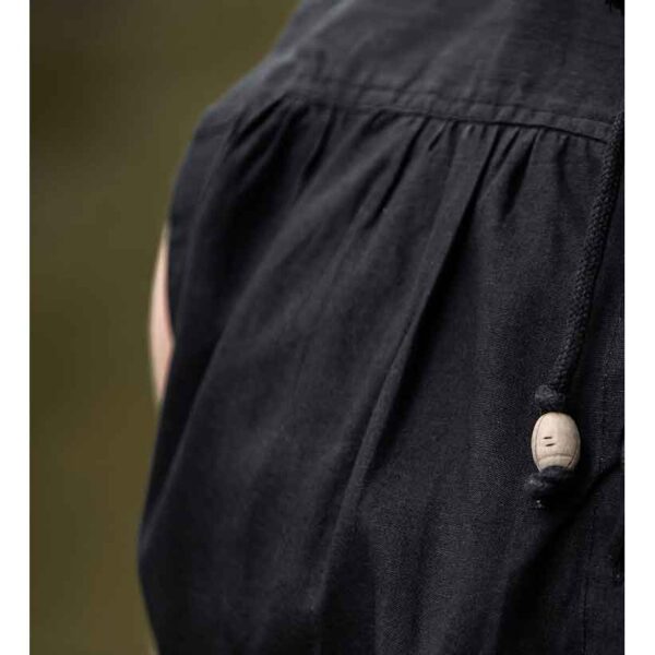 Louis Sleeveless Medieval Shirt - Black