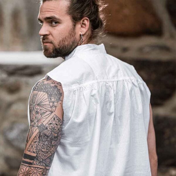 Louis Sleeveless Medieval Shirt - White