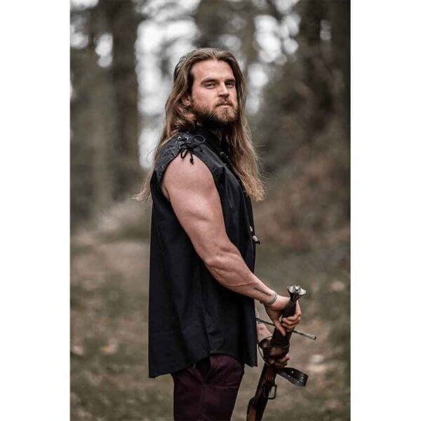 Ott Sleeveless Medieval Shirt - Black