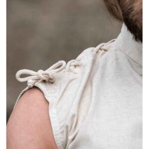Henn Sleeveless Medieval Shirt - Natural