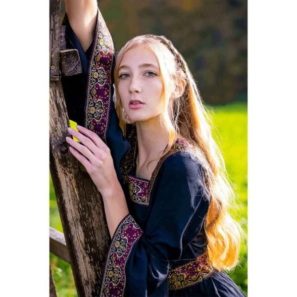 Precious Embroidered Medieval Dress - Black
