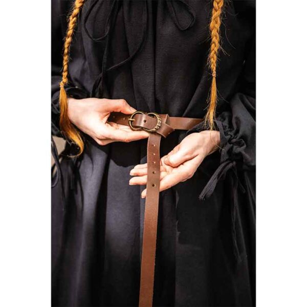 Daina Thin Leather Belt - Brown