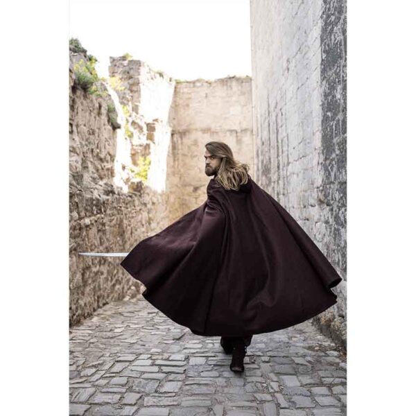 Tjark Wool Cloak with Wolf Clasp - Brown