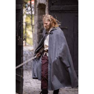 Tjark Wool Cloak with Wolf Clasp - Grey