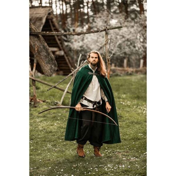 Tjark Wool Cloak with Wolf Clasp - Green
