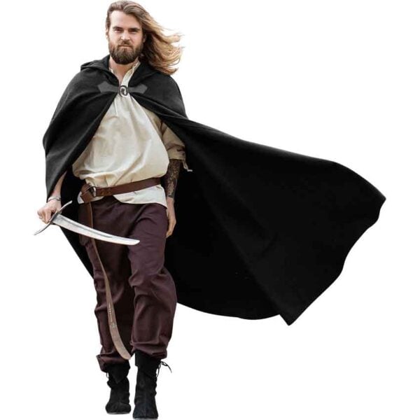 Tjark Wool Cloak with Wolf Clasp - Black