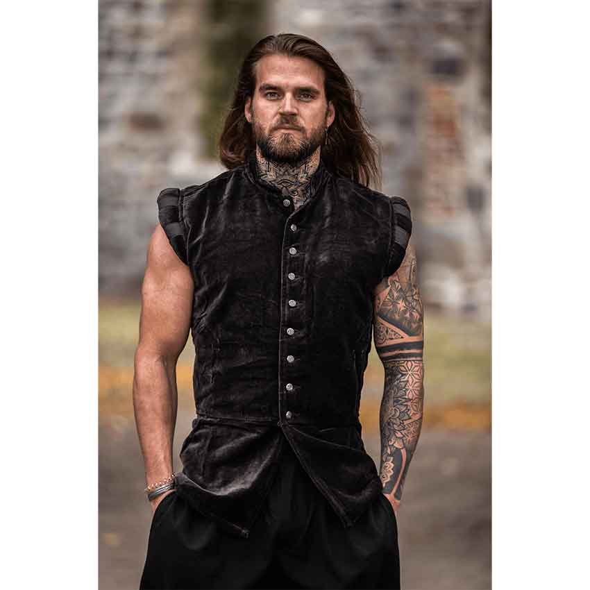 Pierre Noble Velvet Doublet - Brown