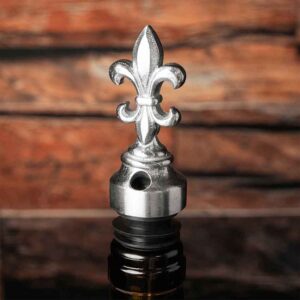Fleur de Lys Wine Pourer